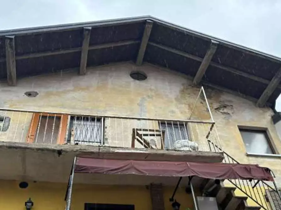 Immagine 3 di Appartamento in vendita  in Vicolo vira  8 a Cocquio-Trevisago