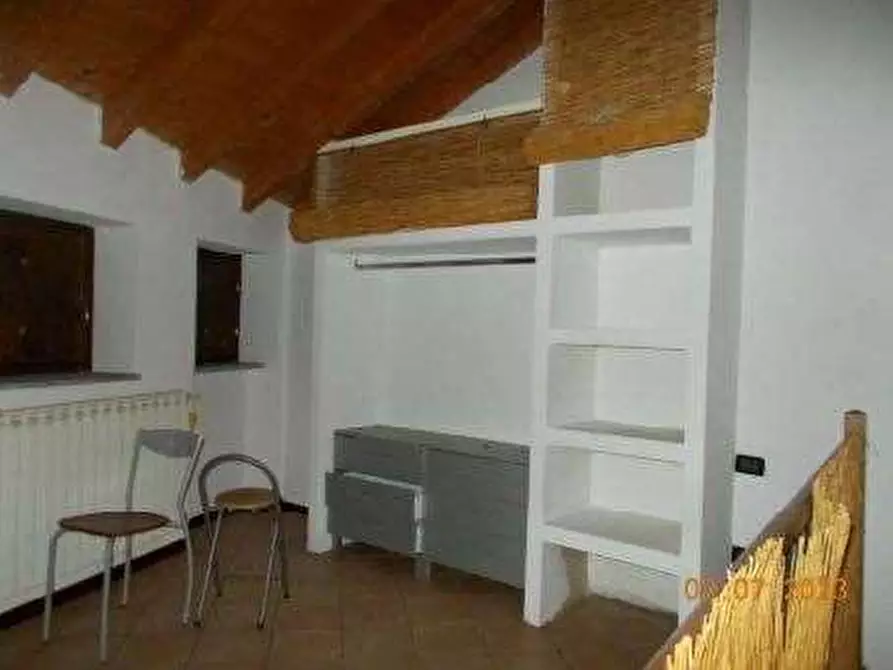 Immagine 5 di Appartamento in vendita  in Via Cerea 7 a Gazzada Schianno