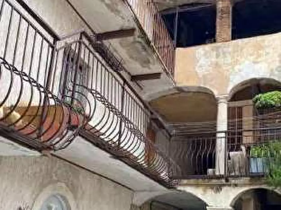 Immagine 3 di Appartamento in vendita  in Via guglielmo marconi  25 a Besano