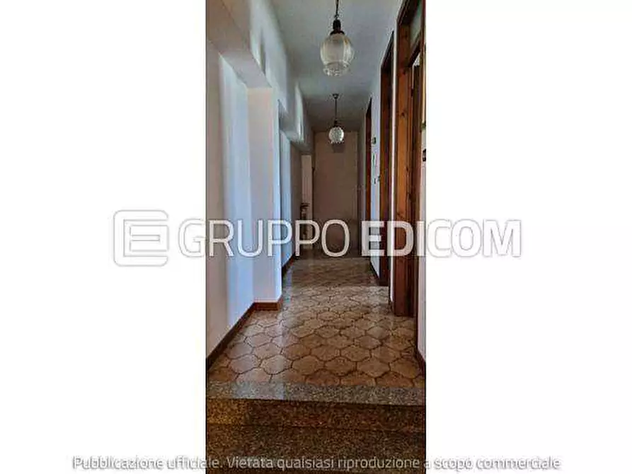 Immagine 5 di Villetta a schiera in vendita  in Frazione crugnola, via guglielmo oberdan a Mornago