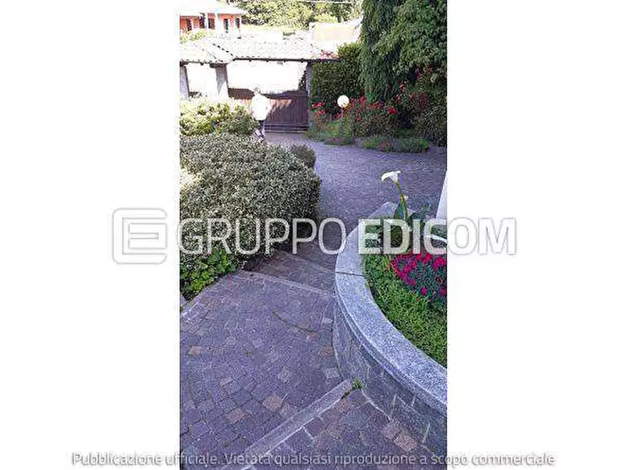 Immagine 10 di Villetta a schiera in vendita  in Frazione crugnola, via guglielmo oberdan a Mornago