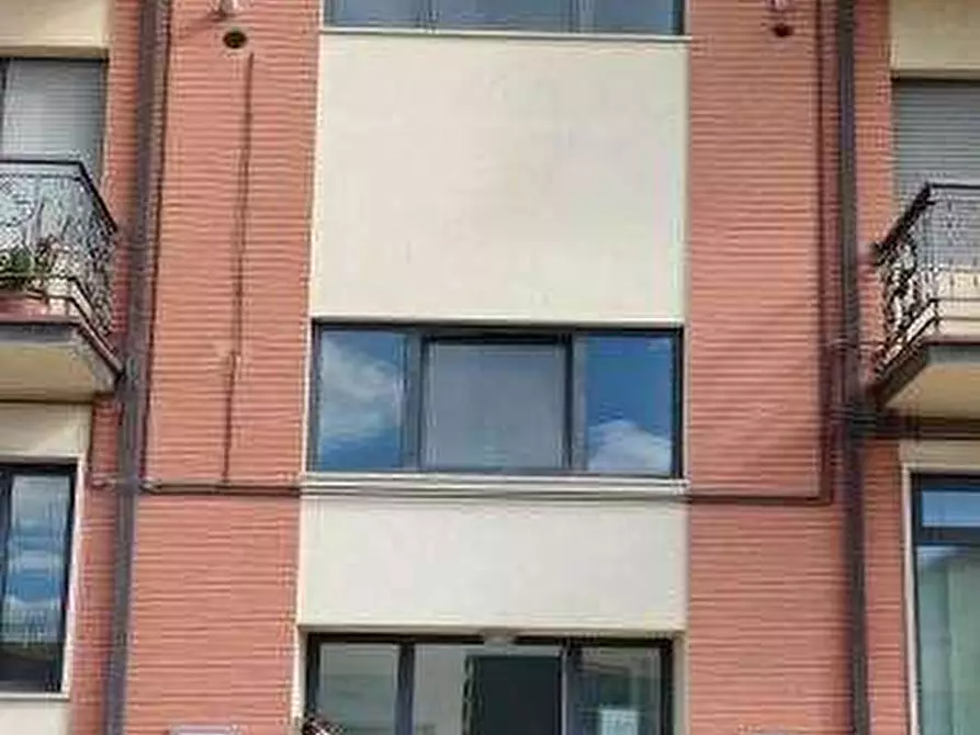 Immagine 2 di Ufficio in vendita  in Via Martiri di Belfiore a Civitanova Marche