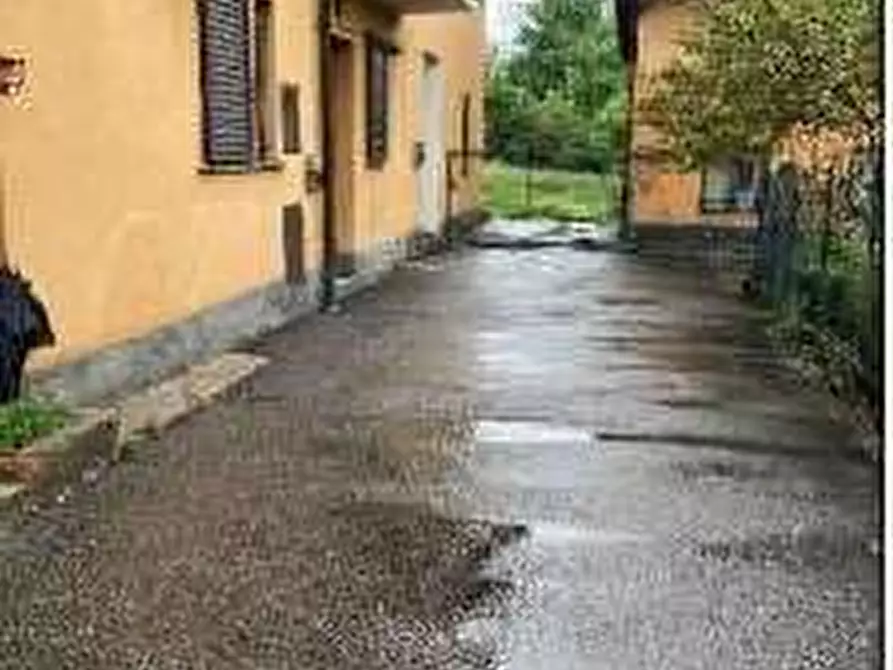 Immagine 2 di Appartamento in vendita  in Via prato 29 29 a Caravate