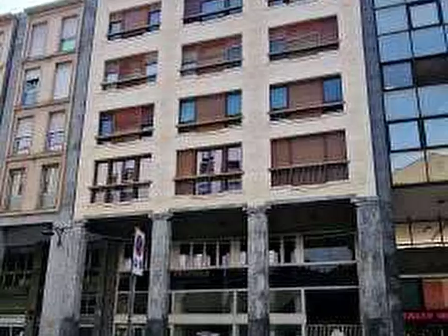 Immagine 2 di Appartamento in vendita  in Corso XX SETTEMBRE a Busto Arsizio