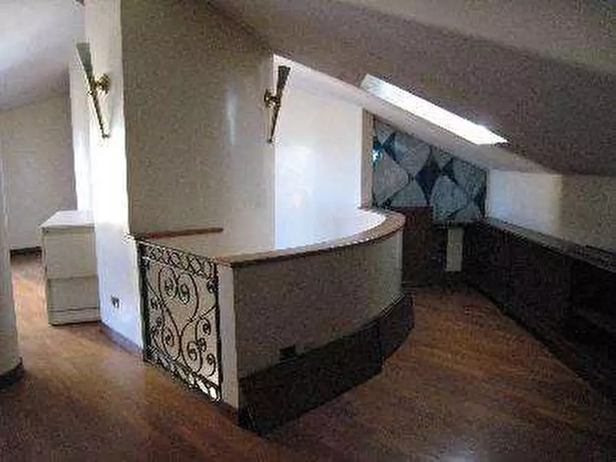 Immagine 16 di Appartamento in vendita  in Piazza F.lli Cervi  2 a Lentate Sul Seveso