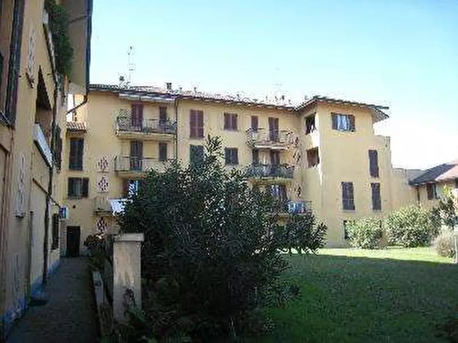Immagine 2 di Appartamento in vendita  in Piazza F.lli Cervi  2 a Lentate Sul Seveso