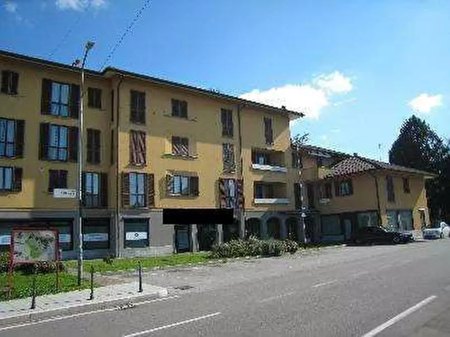 Immagine 4 di Appartamento in vendita  in Piazza F.lli Cervi  2 a Lentate Sul Seveso