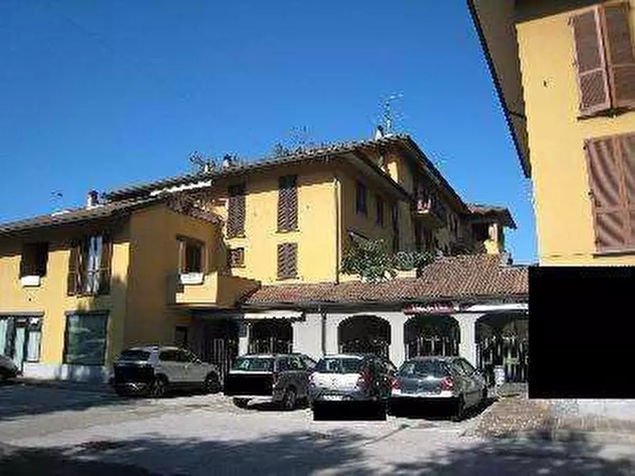 Immagine 6 di Appartamento in vendita  in Piazza F.lli Cervi  2 a Lentate Sul Seveso