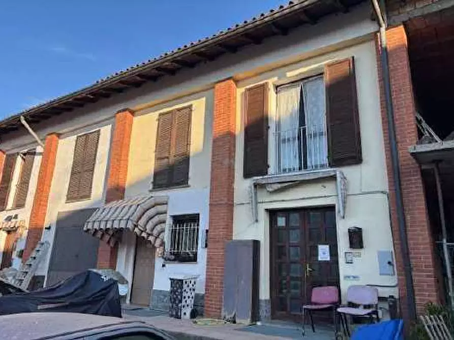 Immagine 1 di Appartamento in vendita  in Via Garibaldi 32/42 a Venegono Superiore