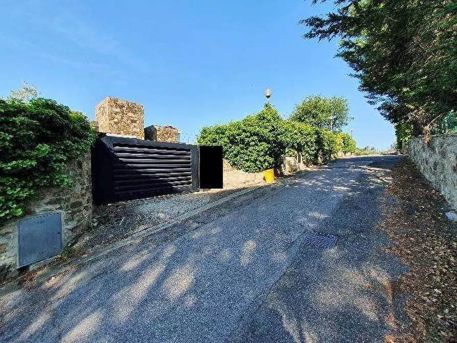 Immagine 2 di Villa in vendita  in Via di Malafrasca 32 32 a Sesto Fiorentino