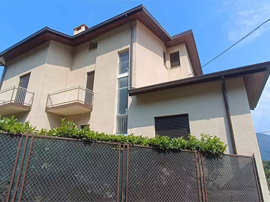 Immagine 5 di Appartamento in vendita  in Via Milano   13 a Orino