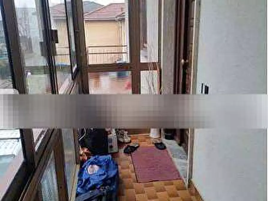 Immagine 5 di Appartamento in vendita  in Via ugo foscolo a Cassano Magnago