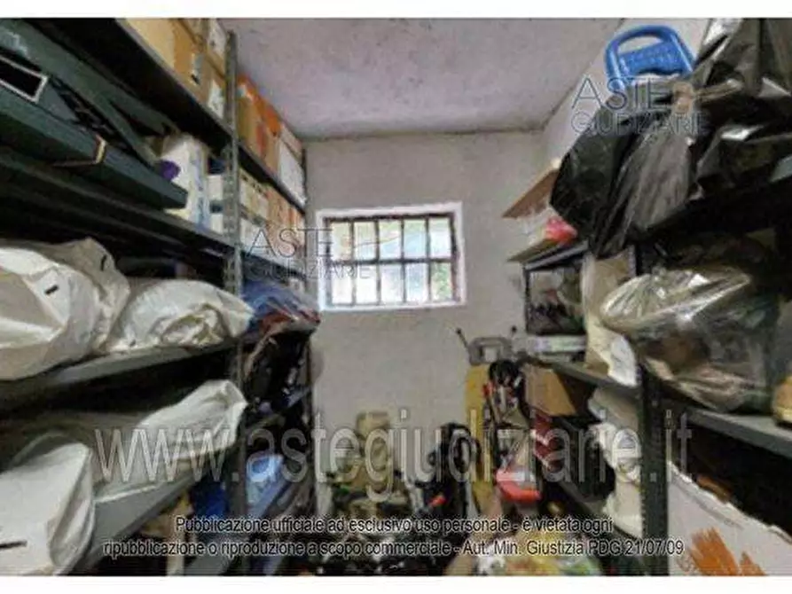 Immagine 10 di Appartamento in vendita  in via Luigi Einaudi n. 3 3 a Villanova Mondovì