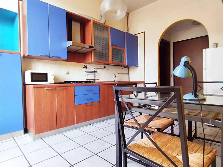 Immagine 4 di Appartamento in affitto  in via Labiena a Laveno-Mombello