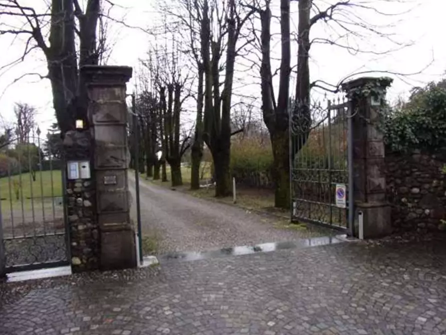 Immagine 3 di Appartamento in vendita  in Via Montello 135 a Varese