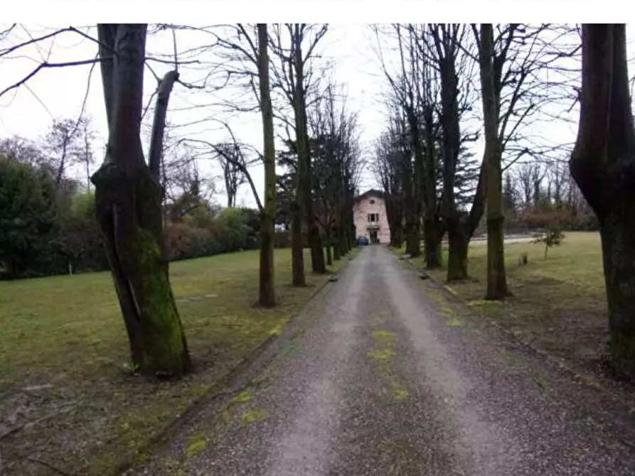 Immagine 4 di Appartamento in vendita  in Via Montello 135 a Varese