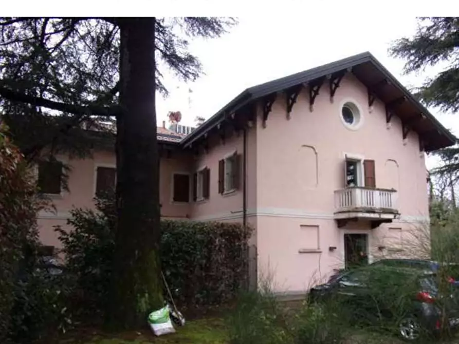 Immagine 6 di Appartamento in vendita  in Via Montello 135 a Varese