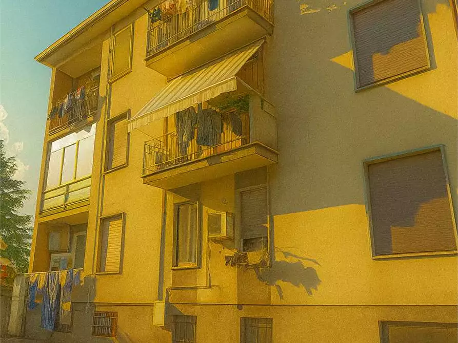 Immagine 2 di Appartamento in vendita  a Lonate Pozzolo