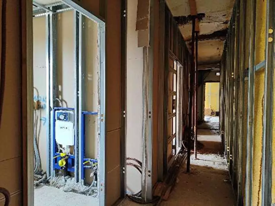 Immagine 4 di Appartamento in vendita  in Via Alessandro Manzoni, 11, 21040 Rovate VA, Italia 11 a Carnago