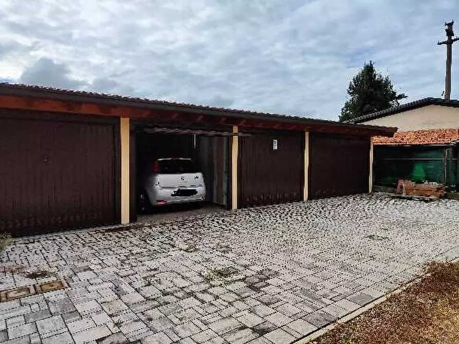 Immagine 12 di Appartamento in vendita  in Via Alessandro Manzoni, 11, 21040 Rovate VA, Italia 11 a Carnago