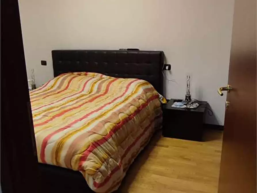 Immagine 13 di Appartamento in vendita  in Via Giacinto Serrati Menotti 12 a Milano