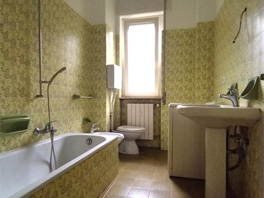 Immagine 4 di Appartamento in affitto  in via valcuvia 21 a Cittiglio