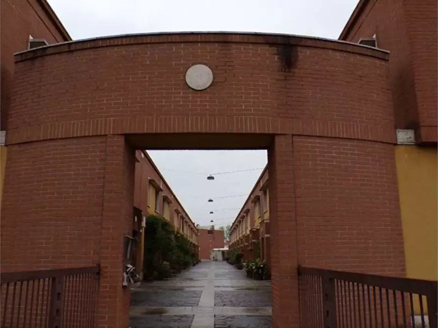 Immagine 2 di Villetta a schiera in vendita  in Via Silvio Pellico 13 a Bollate