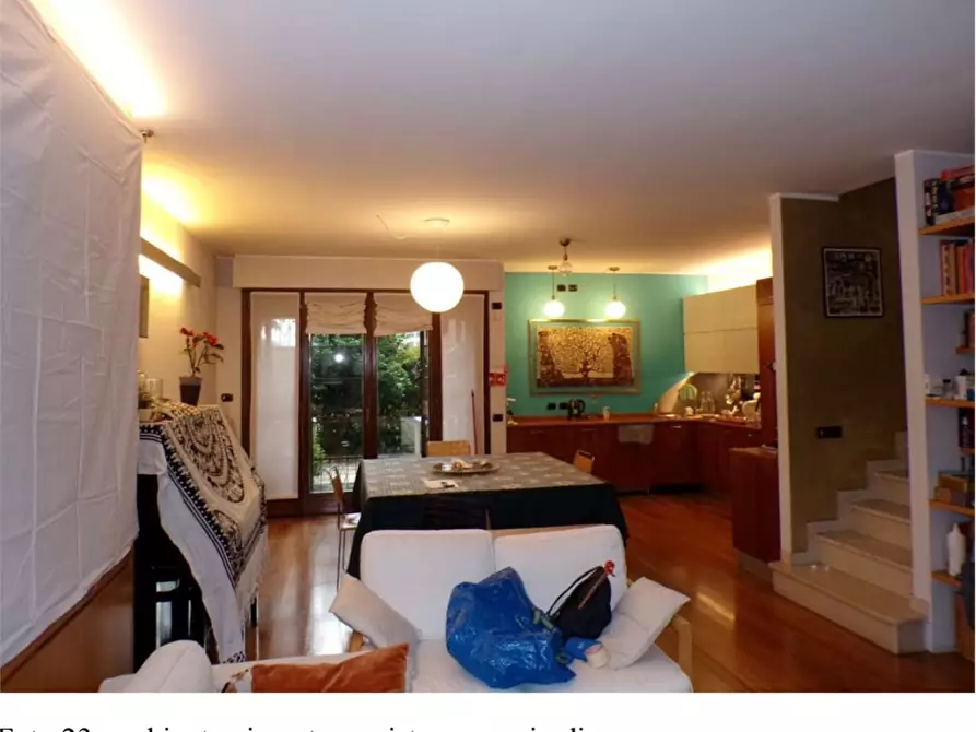 Immagine 20 di Villetta a schiera in vendita  in Via Silvio Pellico 13 a Bollate