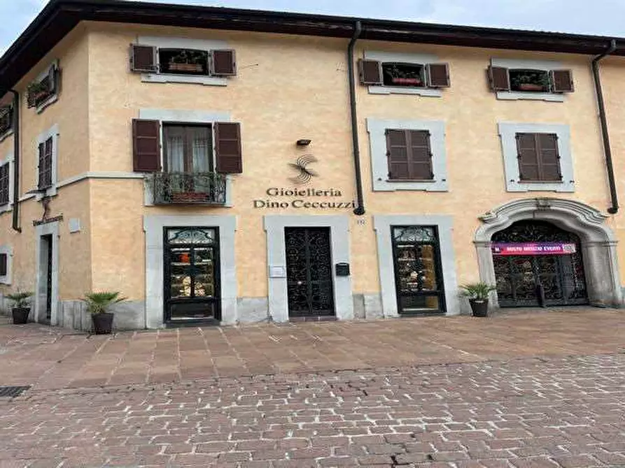 Immagine 1 di Appartamento in vendita  in Piazza San Giovanni, 1 a Busto Arsizio