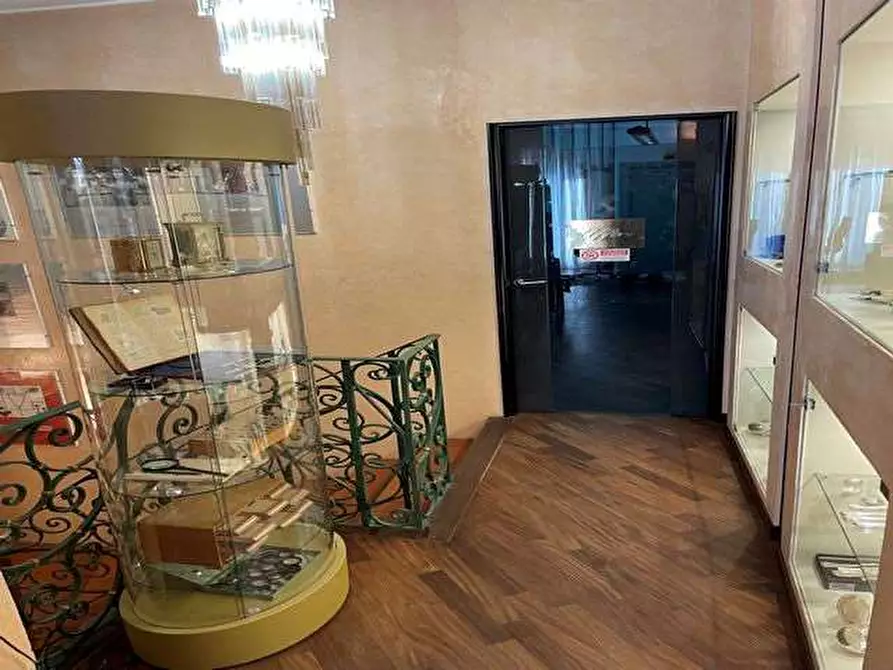 Immagine 4 di Appartamento in vendita  in Piazza San Giovanni, 1 a Busto Arsizio