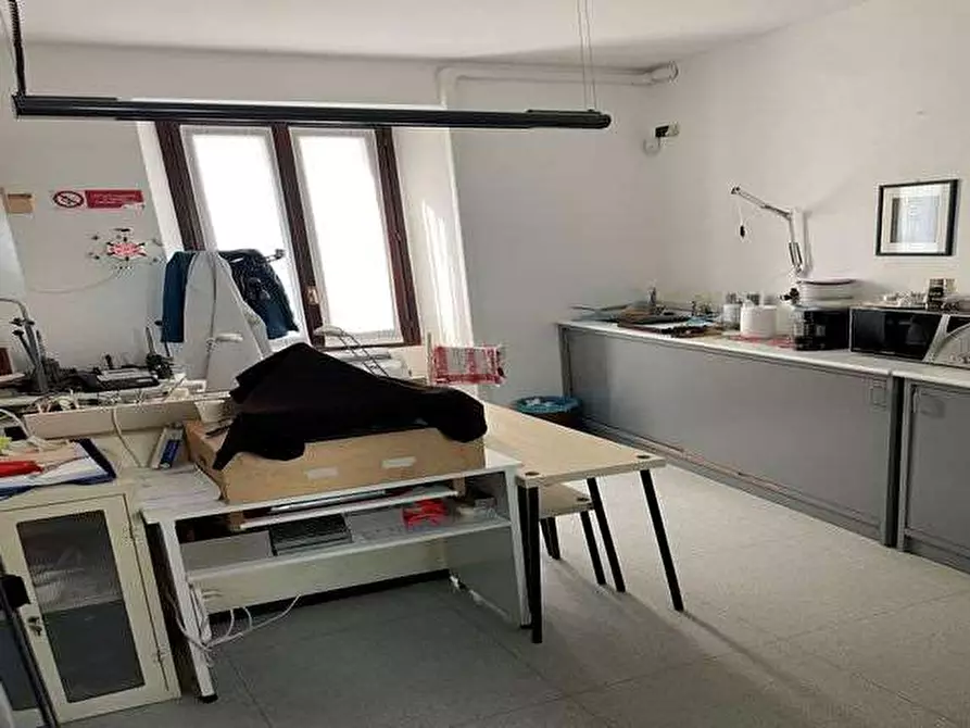 Immagine 5 di Appartamento in vendita  in Piazza San Giovanni, 1 a Busto Arsizio