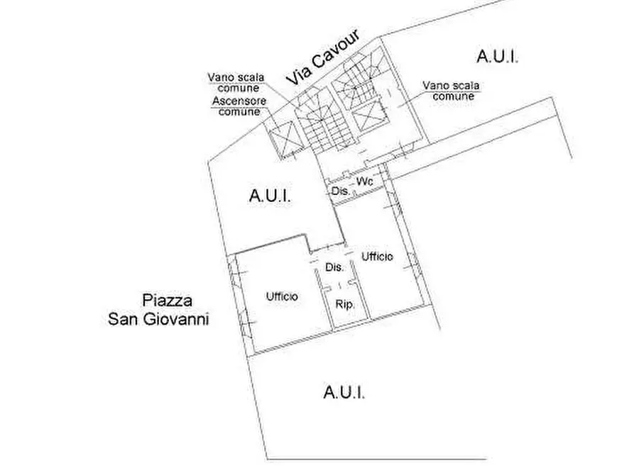 Immagine 10 di Appartamento in vendita  in Piazza San Giovanni, 1 a Busto Arsizio