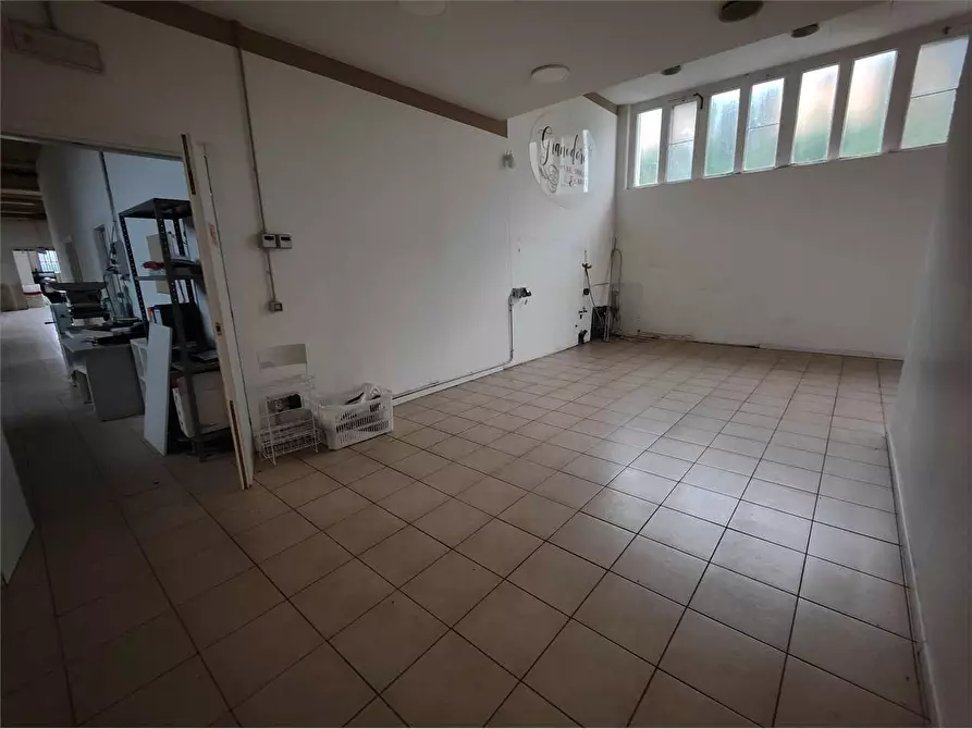 Immagine 13 di Appartamento in vendita  in Via Baraggia 2 a Cunardo