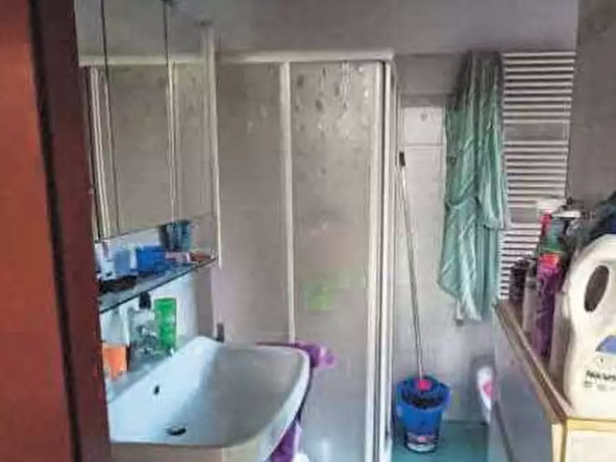 Immagine 8 di Appartamento in vendita  in Via Piave  6/E a Sesto Calende