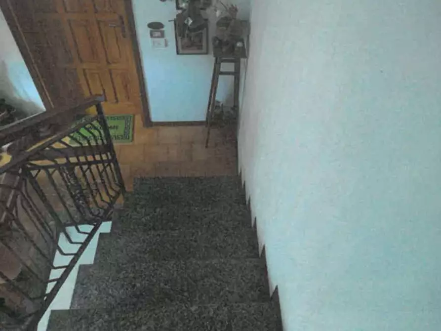 Immagine 3 di Appartamento in vendita  in Via scalata  3 a Montegrino Valtravaglia