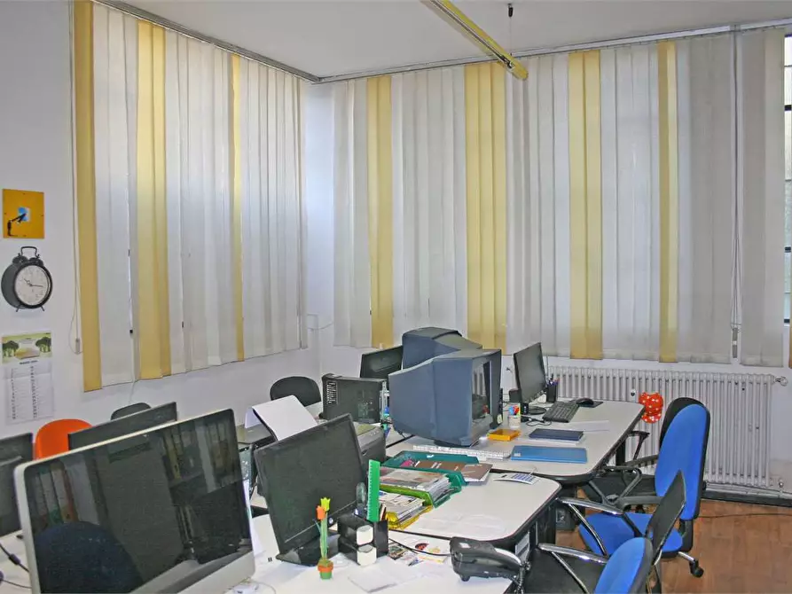 Immagine 7 di Ufficio in affitto  in via Bicocca 40 a Varese