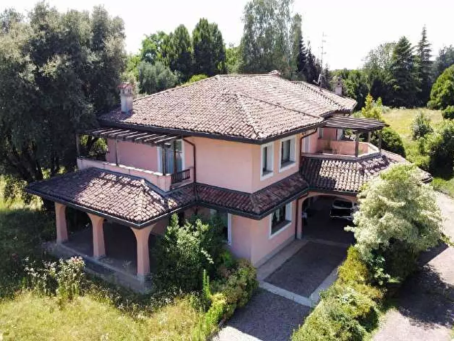 casa indipendente in vendita a Lomazzo