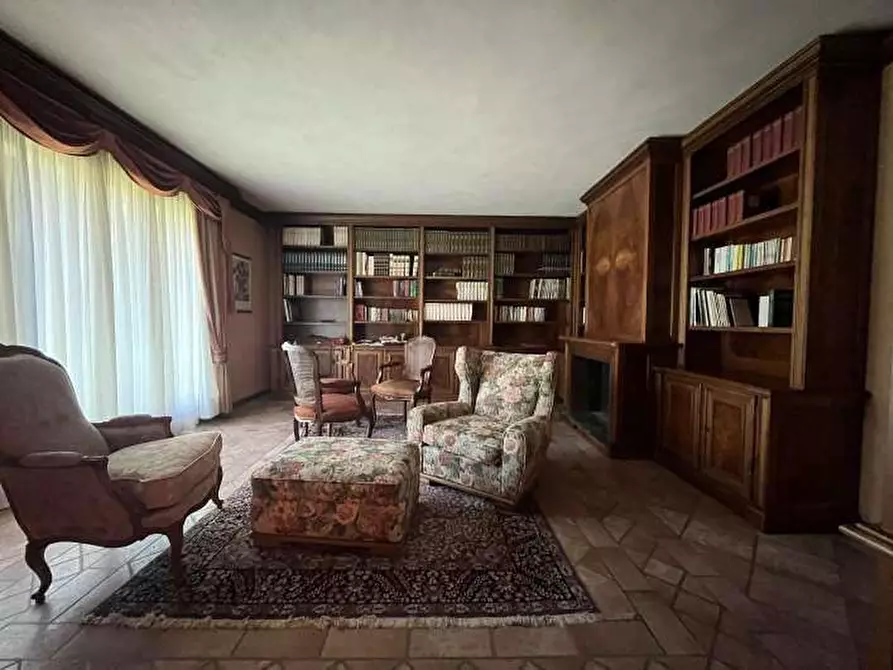 Immagine 6 di Villa in vendita  in Via delle Rimembranze 12 a Lomazzo