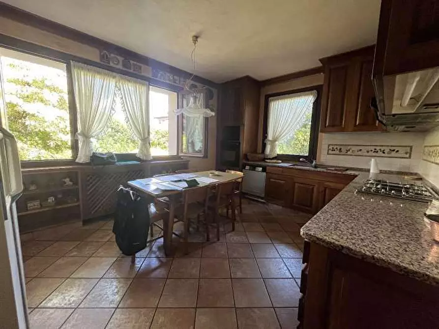 Immagine 8 di Villa in vendita  in Via delle Rimembranze 12 a Lomazzo