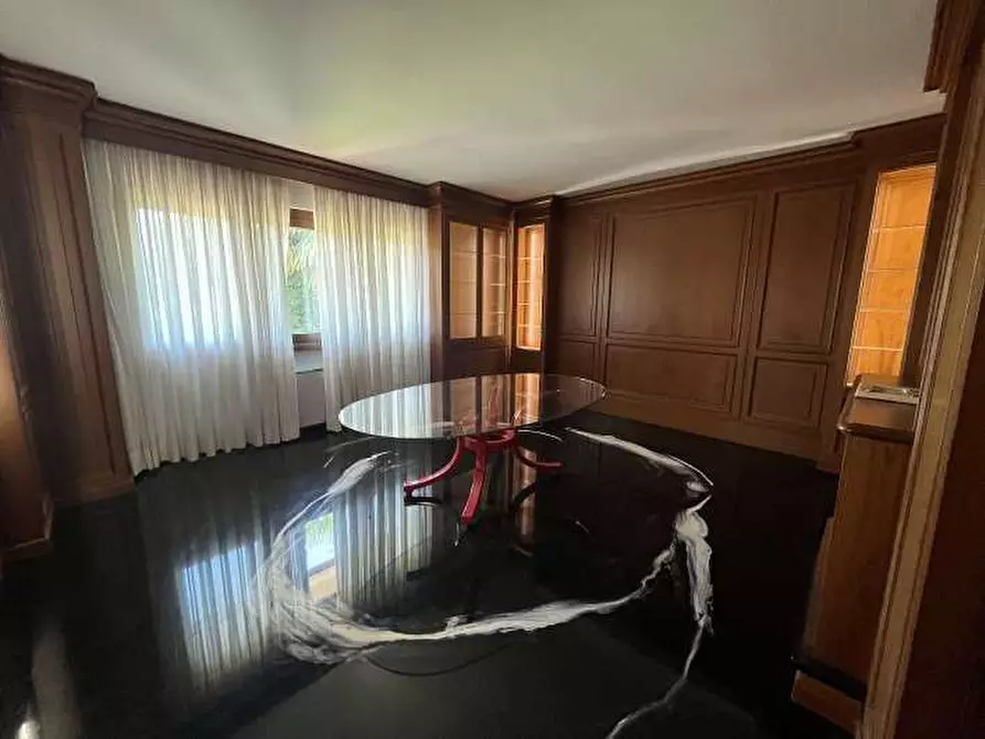 Immagine 13 di Villa in vendita  in Via delle Rimembranze 12 a Lomazzo