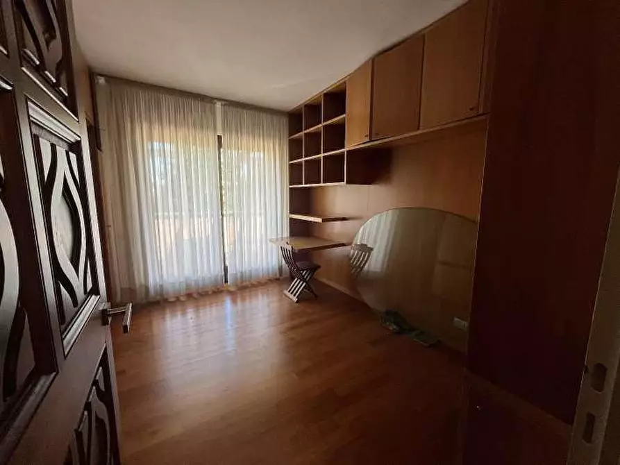 Immagine 18 di Villa in vendita  in Via delle Rimembranze 12 a Lomazzo