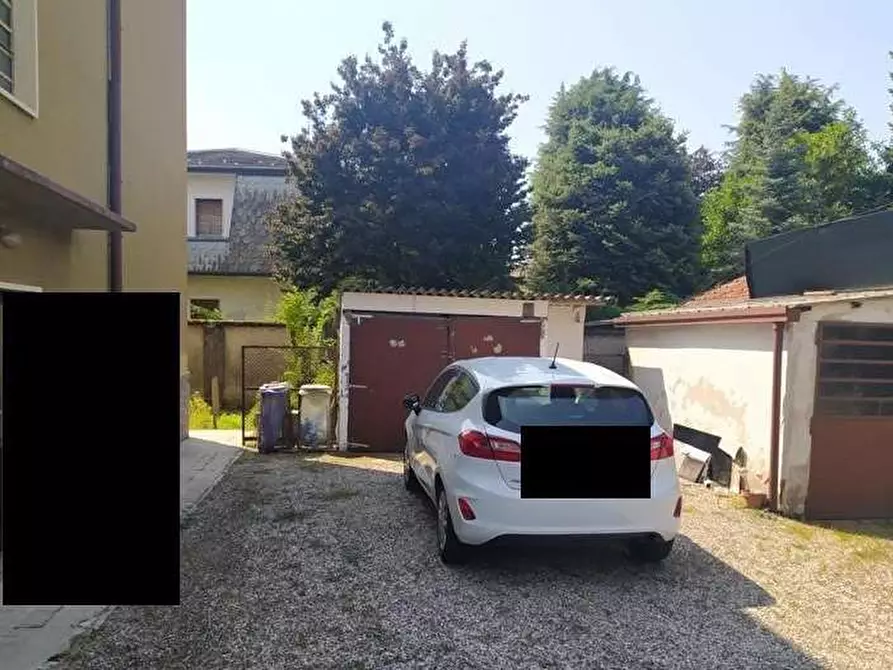 Immagine 8 di Appartamento in vendita  in Via l. cadorna 61 a Fagnano Olona