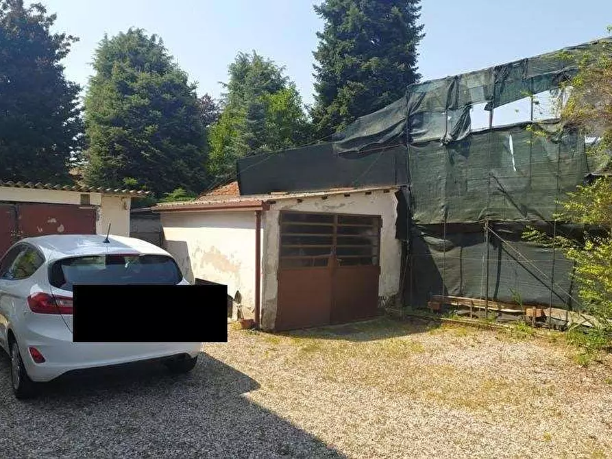 Immagine 10 di Appartamento in vendita  in Via l. cadorna 61 a Fagnano Olona