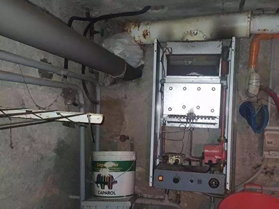 Immagine 21 di Appartamento in vendita  in Via l. cadorna 61 a Fagnano Olona