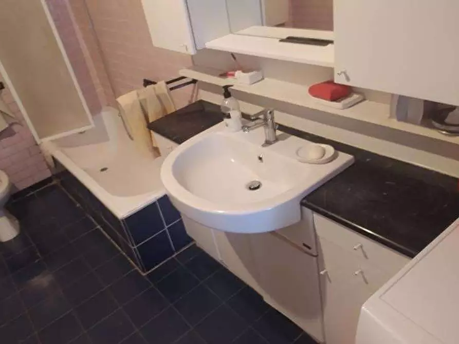 Immagine 47 di Appartamento in vendita  in Via l. cadorna 61 a Fagnano Olona