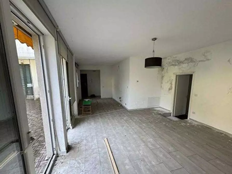 Immagine 6 di Appartamento in vendita  in Via IV Novembre  1 a Faloppio