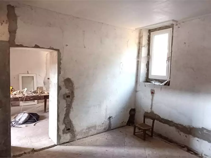 Immagine 22 di Rustico / casale in vendita  in via Garibaldi 3 a Casalzuigno