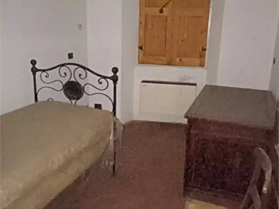 Immagine 27 di Rustico / casale in vendita  in via Garibaldi 3 a Casalzuigno