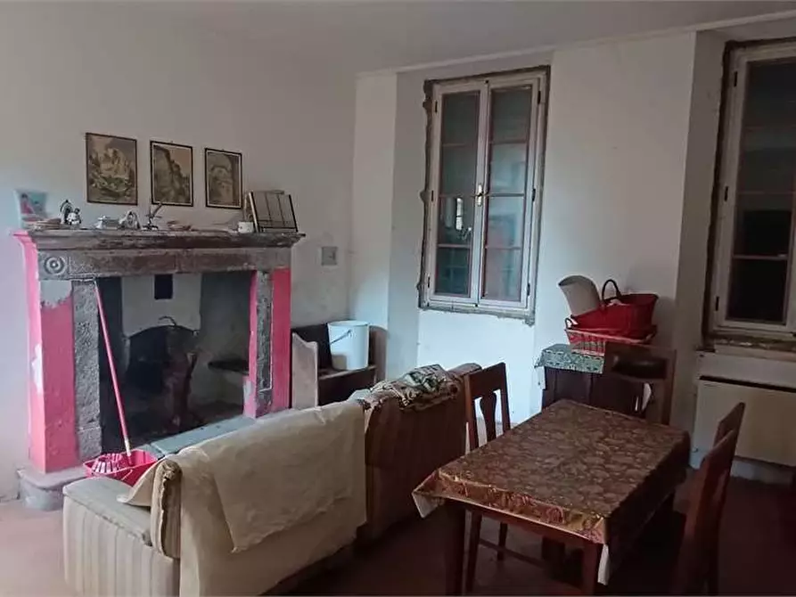 Immagine 34 di Rustico / casale in vendita  in via Garibaldi 3 a Casalzuigno