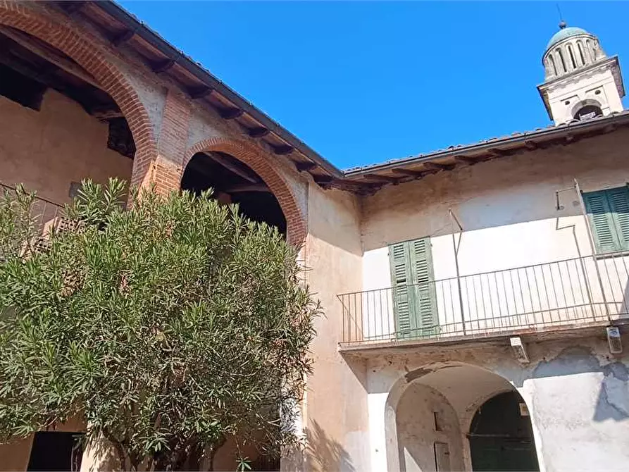 casa indipendente in vendita a Casalzuigno